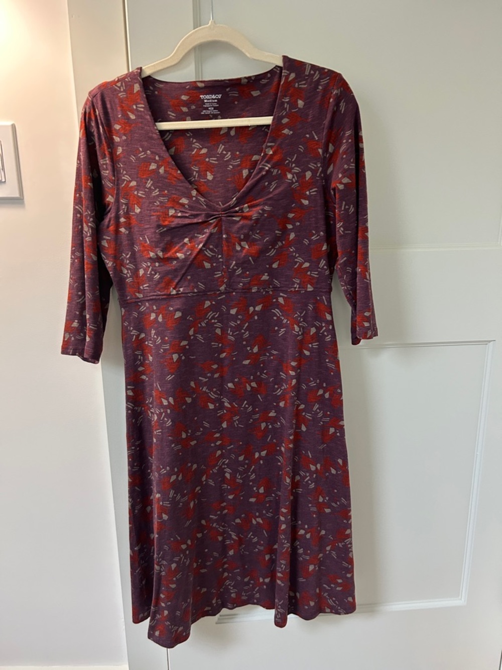 Toad&Co Purple Patterned V-Neck Midi Dress with Red Accent